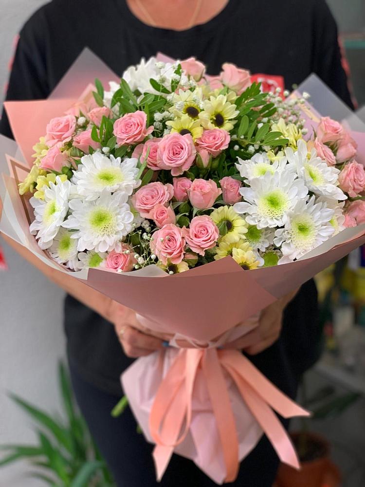 Букет цветов из: Розы и Хризантемы в городе Мыски