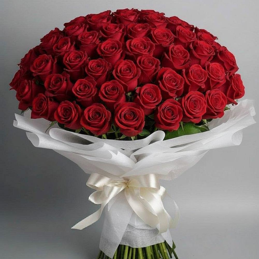 Букет 101 Красная роза Блэк Мэджик в городе Мыски