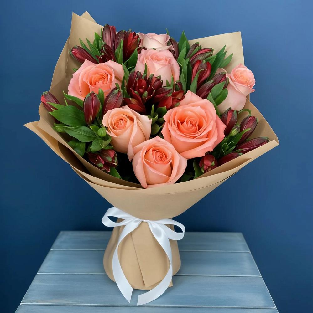 Букет цветов из: Розы и Альстромерии в городе Мыски