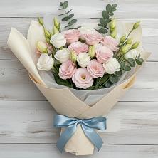 Букет цветов из:  Лизиантусы в городе Мыски