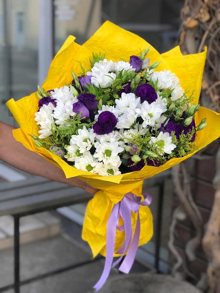 Букет цветов из: Ирисы, Хризантемы и Ромашки в городе Мыски