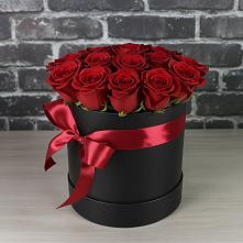 Цветочная композиция из Розы в шляпной коробке в городе Мыски