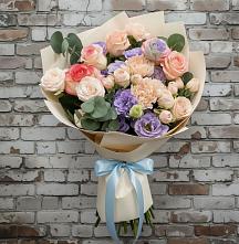 Букет цветов из:  Розы, Лизиантусы и Гвоздики в городе Мыски